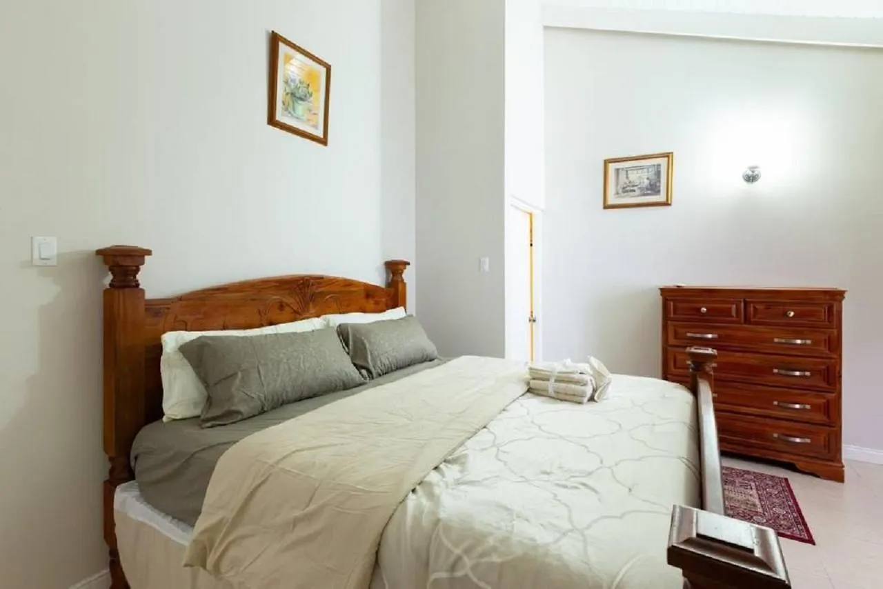 Kensington Bliss Apartment Kingston 0*,  Jamaica